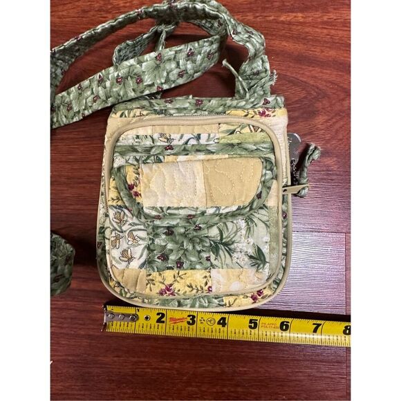 Donna Sharp Small Boho Quilted Purse ￼ - Picture 7 of 10